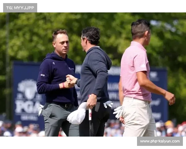 舍夫勒67杆逆袭冲至T3 将与领跑者同组决战奥克芒 舍夫勒67杆逆袭冲至T3 将与领跑者同组决战奥克芒