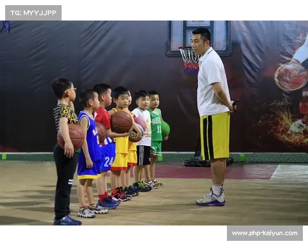 篮球青训营暑期报名火爆 基层教练持证上岗率提升至85% 篮球青训营暑期报名火爆 基层教练持证上岗率提升至85%